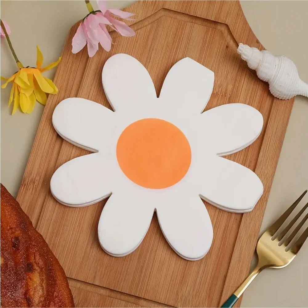 White Daisy Flower Shaped Luncheon Napkins with Orange Center, 20 ct